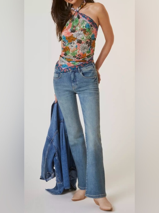 Denim - Pilcro by Anthropologie Medium Wash The Demilune Boot Cut Jeans - Size 30